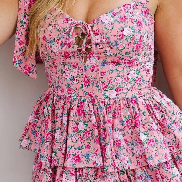 NWOT preppy Pink floral mini dress with corset details and tiered ruffles med - Picture 3 of 8